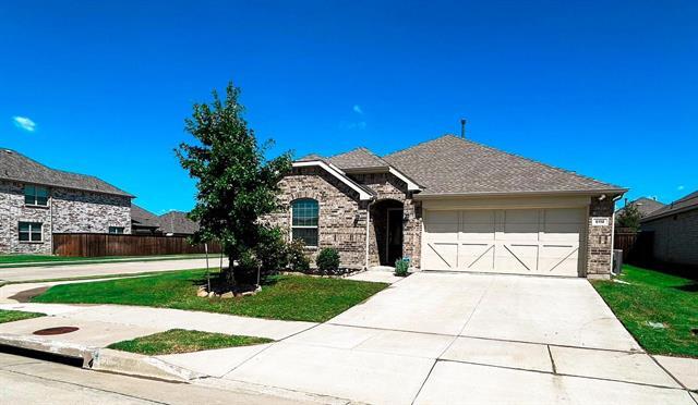 6119 Gloucester Dr in Aubrey, TX - Foto de edificio