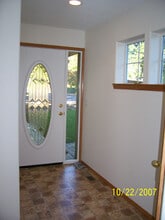 1302 SW Wright St in McMinnville, OR - Building Photo - Building Photo