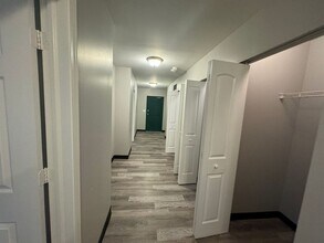 426 W Normal Pkwy in Chicago, IL - Foto de edificio - Building Photo