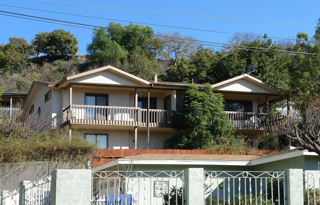 4286 Encino Ln in Ventura, CA - Building Photo