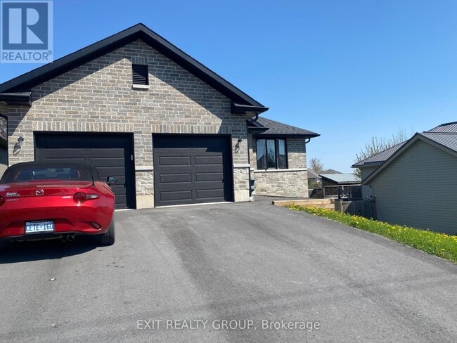 property at 82 Huffman Rd
