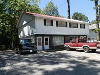 Church Street Apartments in Benton, IL - Foto de edificio - Building Photo