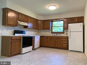 400 Lyndale Ct in Fredericksburg, VA - Building Photo - Building Photo