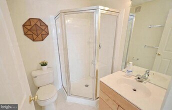 45460 Conductor Terrace in Sterling, VA - Building Photo - Building Photo