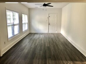 1120 Watkins St in Conway, AR - Building Photo - Building Photo