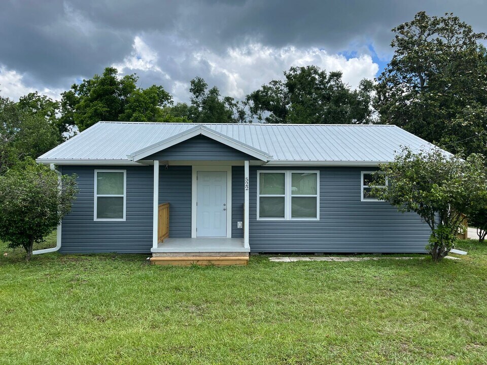 522 Houston Ave NW in Live Oak, FL - Building Photo
