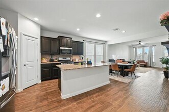 3443 Eloise Ln in Krum, TX - Building Photo - Building Photo