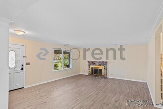 8370 Parish Way in Gilroy, CA - Building Photo - Building Photo