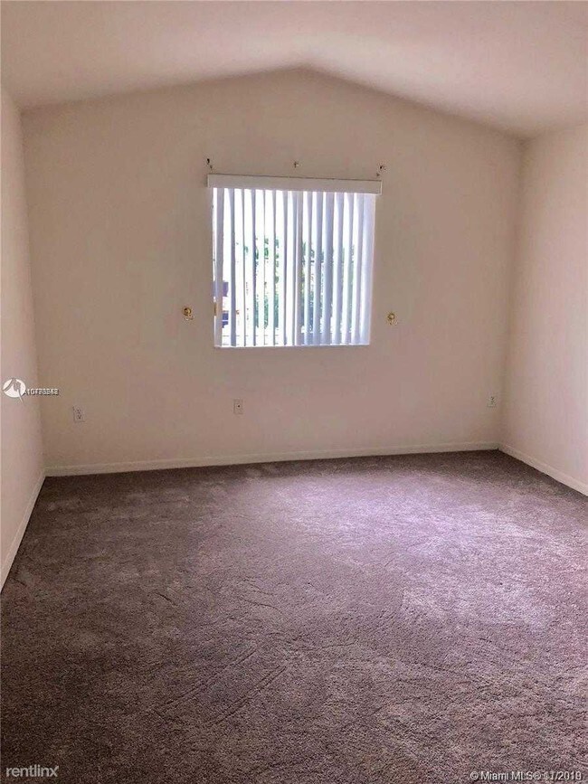 8906 W Flagler St in Miami, FL - Building Photo - Building Photo