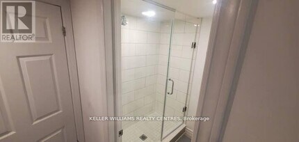 17 Oak Park Ave in Toronto, ON - Building Photo - Building Photo