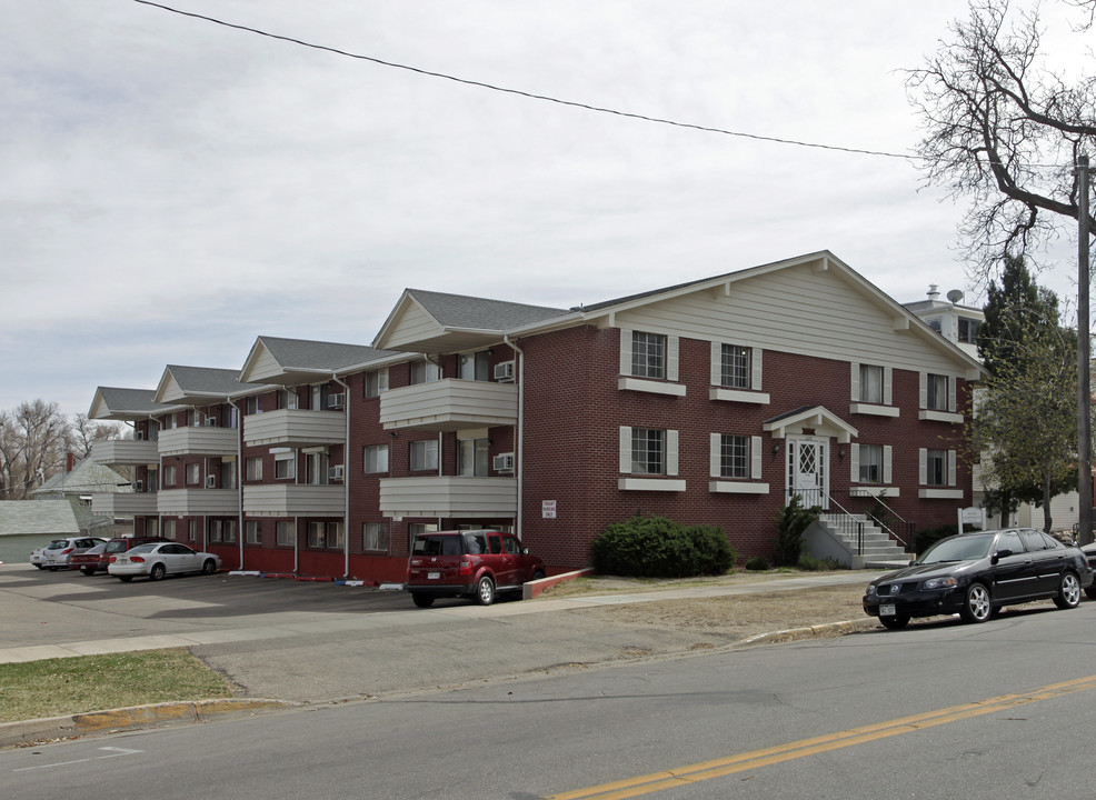 Matek Apartments in Greeley, CO - Building Photo