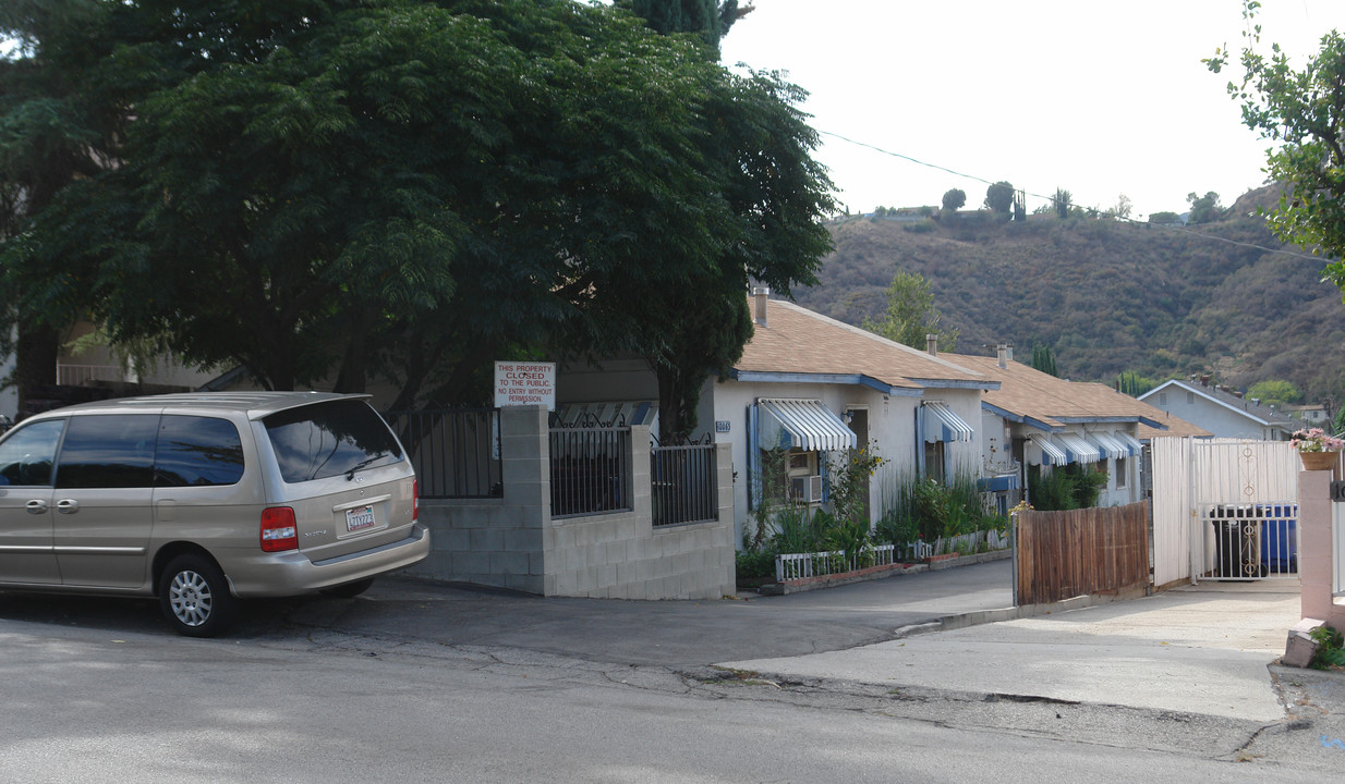 10063 Tujunga Canyon Blvd in Tujunga, CA - Building Photo