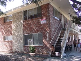 775 Moran St Apartamentos