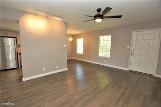 3436 Willowrun Dr-Unit -Apt D in Austin, TX - Building Photo - Building Photo