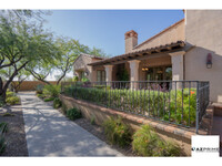 20402 N 100th Pl in Scottsdale, AZ - Foto de edificio - Building Photo