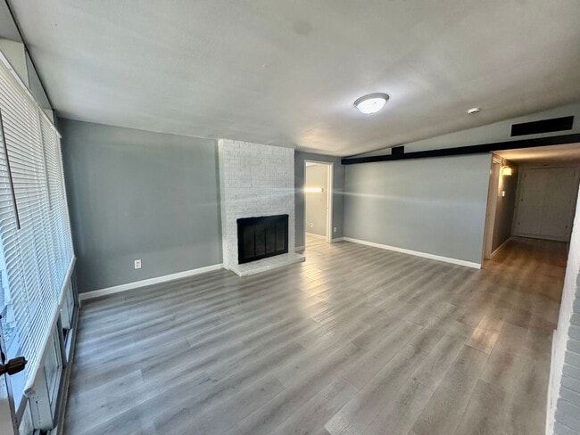 2910 Holiday Hl in Florissant, MO - Building Photo - Building Photo