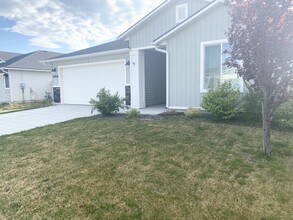 19558 Nanticoke Ave in Caldwell, ID - Foto de edificio - Building Photo