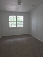 1012 Primrose Ln in Chesapeake, VA - Building Photo - Building Photo