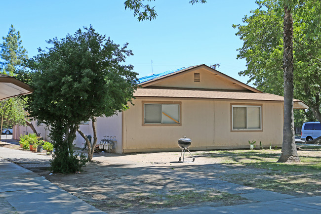 Arbor Apartments in Merced, CA - Building Photo - Building Photo