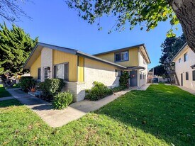 5252 Shenandoah St in Ventura, CA - Building Photo