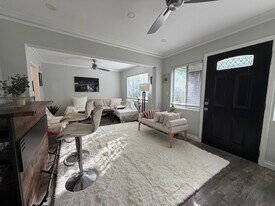 1200 Tamarind Ave in Los Angeles, CA - Building Photo