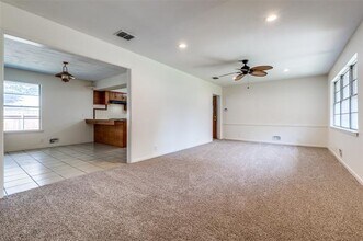 7232 Syracuse Dr in Dallas, TX - Building Photo - Building Photo