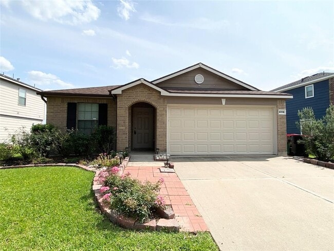 8119 Yaupon View Dr