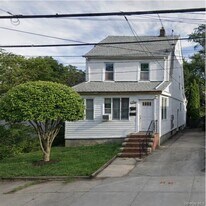 248-11 89th Ave in Queens, NY - Building Photo