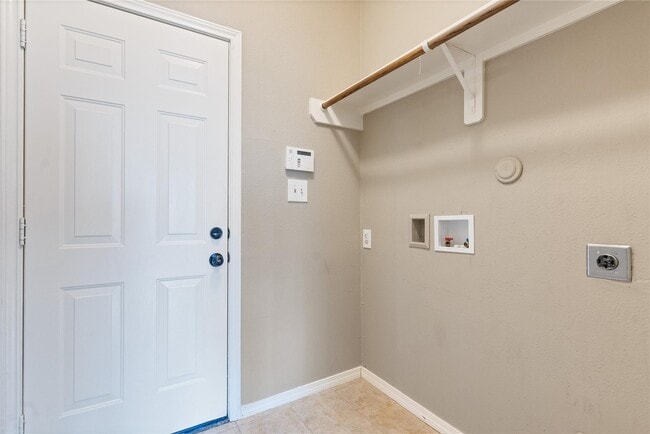 property at 9104 N Green River Dr