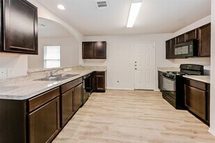 3303 Atascocita Elm Dr in Humble, TX - Building Photo