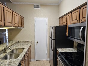 6220 Bentwood Trail in Dallas, TX - Building Photo - Building Photo