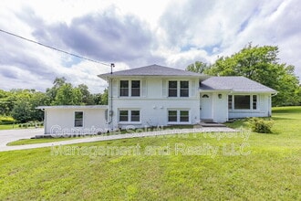 104 Anchor Dr in Hendersonville, TN - Building Photo - Building Photo