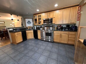 2616 S 128th St in Seatac, WA - Building Photo - Building Photo
