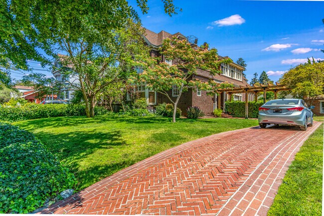 1236 Sherman St in Alameda, CA - Building Photo - Building Photo