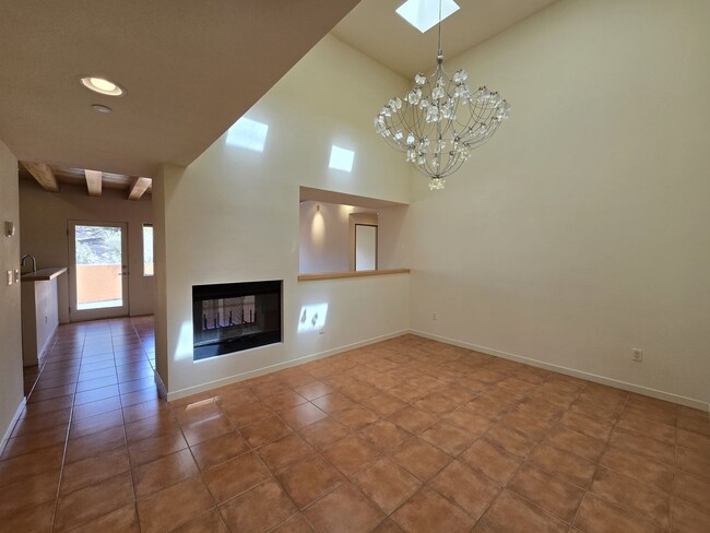 613 Avenida Celaya in Santa Fe, NM - Building Photo - Building Photo