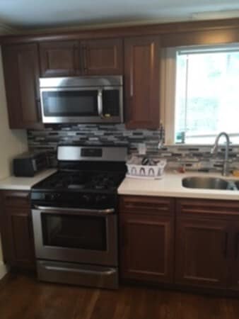 15 Harrington St in Watertown, MA - Foto de edificio - Building Photo