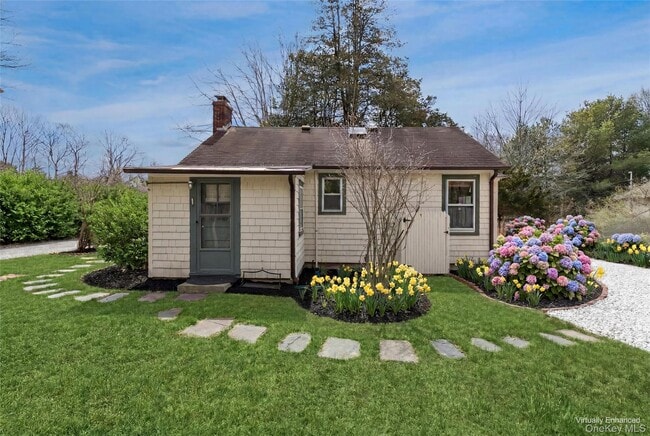 424 Main St in Westhampton Beach, NY - Building Photo - Building Photo