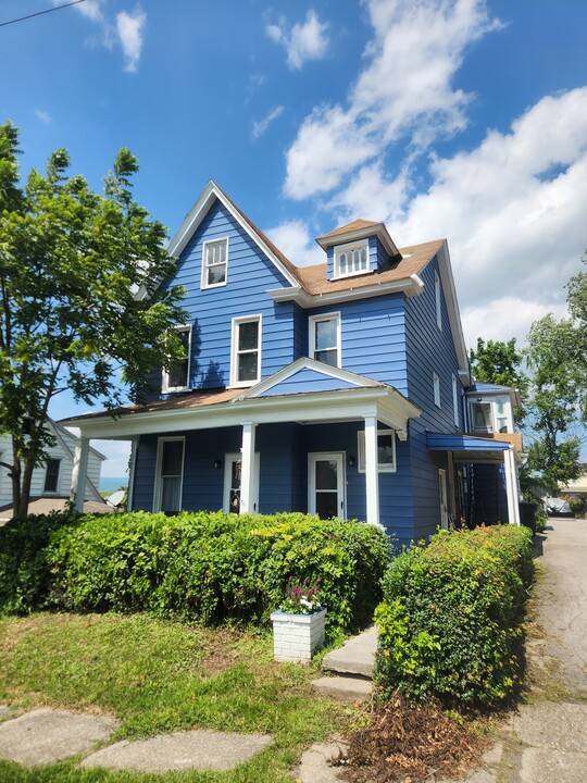 233 Calder St in Altoona, PA - Foto de edificio