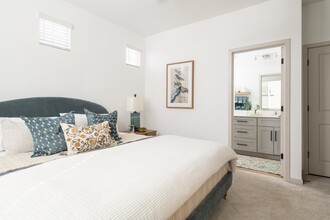 Bungalows on Henness in Casa Grande, AZ - Foto de edificio - Building Photo