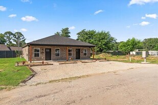 109 Happy Hills Ln in Mabank, TX - Building Photo