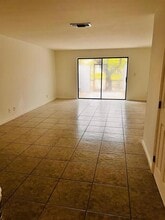1430 NW 97th Ave, Unit 265 in Pembroke Pines, FL - Building Photo - Building Photo