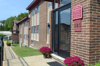 Kendall Manor Apartments photo'