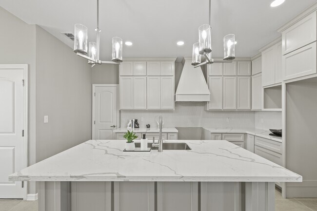 12715 N 37th St in McAllen, TX - Building Photo - Building Photo