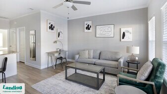 7 Dairy Crk Rd SW in Huntsville, AL - Building Photo