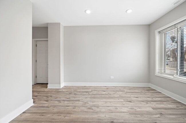 15 S California Ave in Chicago, IL - Building Photo - Building Photo