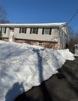 14 Alary Rd in Lagrangeville, NY - Building Photo