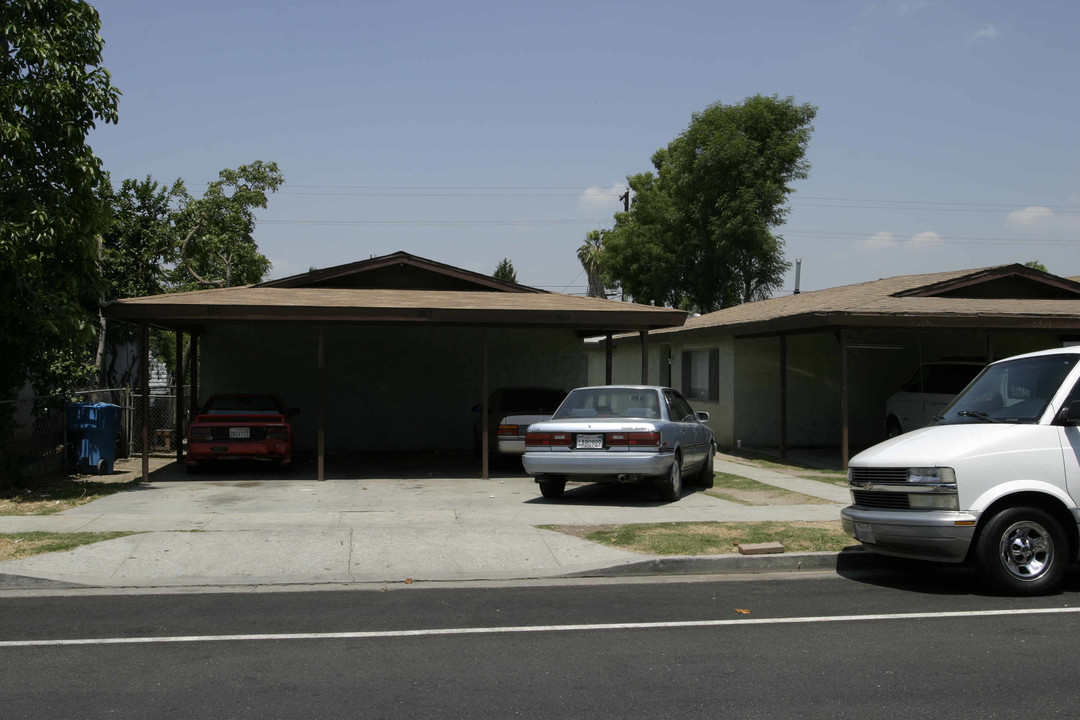 5917 Quinn St in Bell Gardens, CA - Building Photo