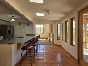 8 Ute Ln in Santa Fe, NM - Building Photo - Building Photo