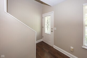 2410 Silver Ct, Unit 2 in Carmel, IN - Building Photo - Building Photo