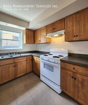 5700 W 35th St in Cicero, IL - Building Photo